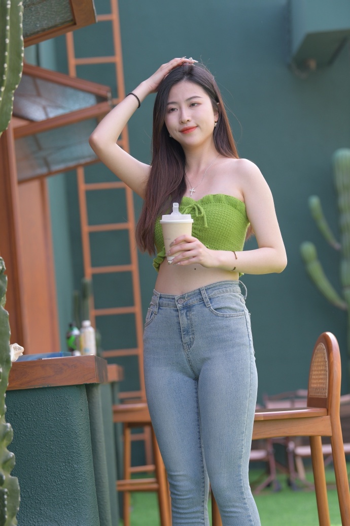 蒂老版V21919 - 说IT资讯网AG真人网页分腿打花蒂 - 分腿打花