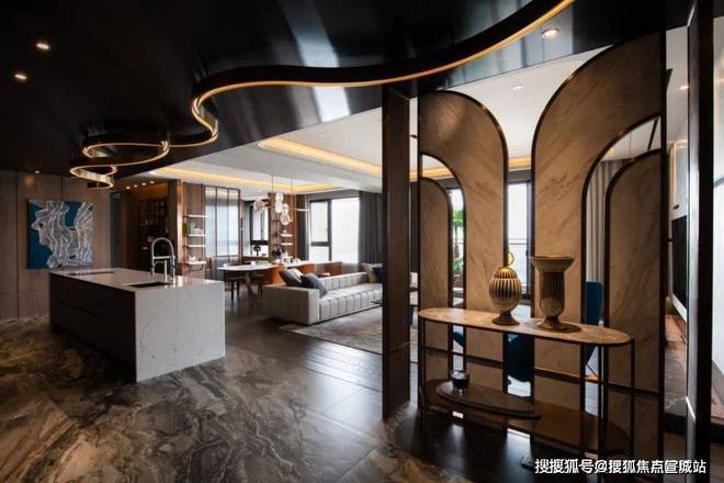 前湾壹号售楼处发布：引领新一轮购房热潮AG真人app上海2025®前湾壹号(图4)